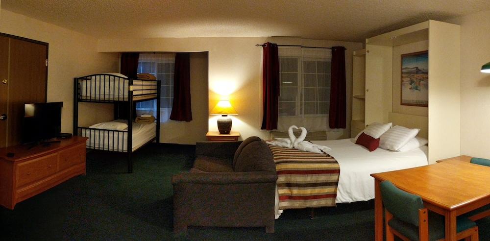3 Peaks Lodge photo 10