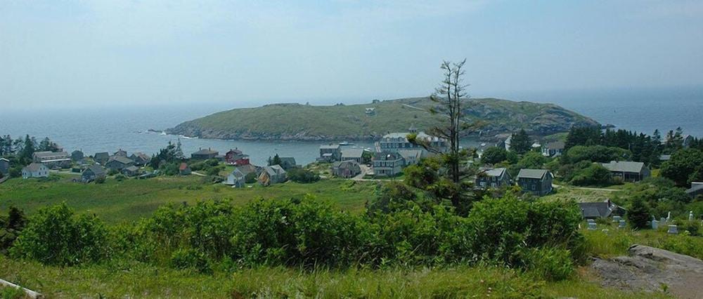 East Wind Inn on the Water photo 88