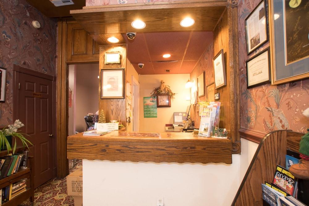 Biltmore Suites Hotel photo 3