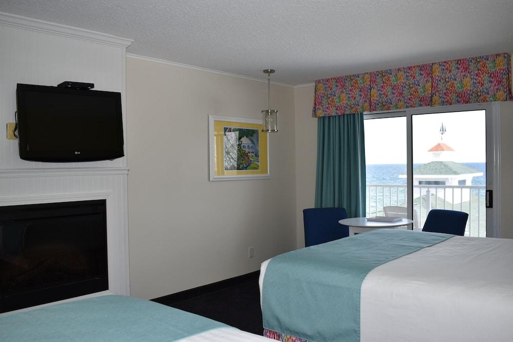 Breakers Resort & Beach Bar photo 3