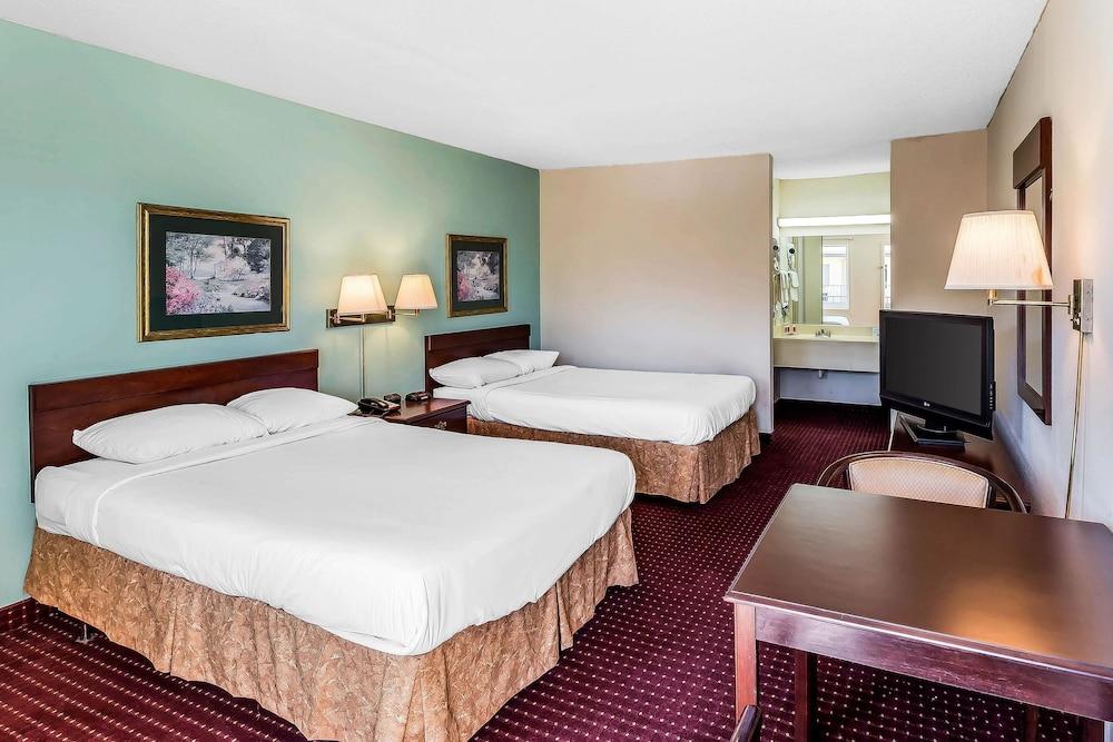 Econo Lodge Lavonia I-85 photo 23