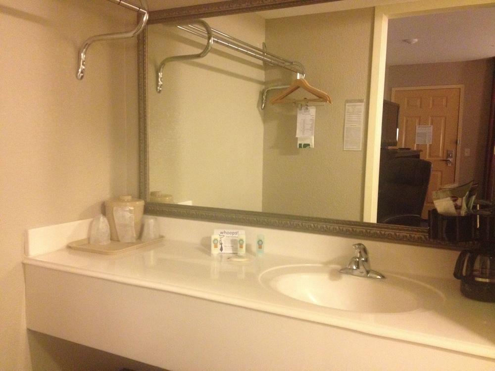 Quality Inn Duncan Hwy 81 photo 19