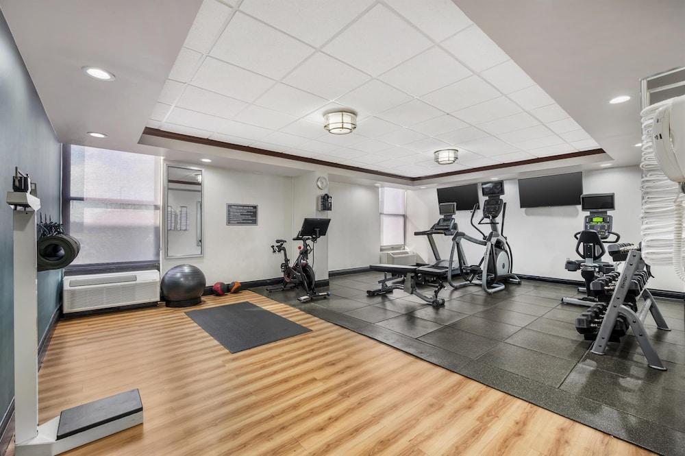 Best Western Plus Indianapolis NW Hotel photo 20