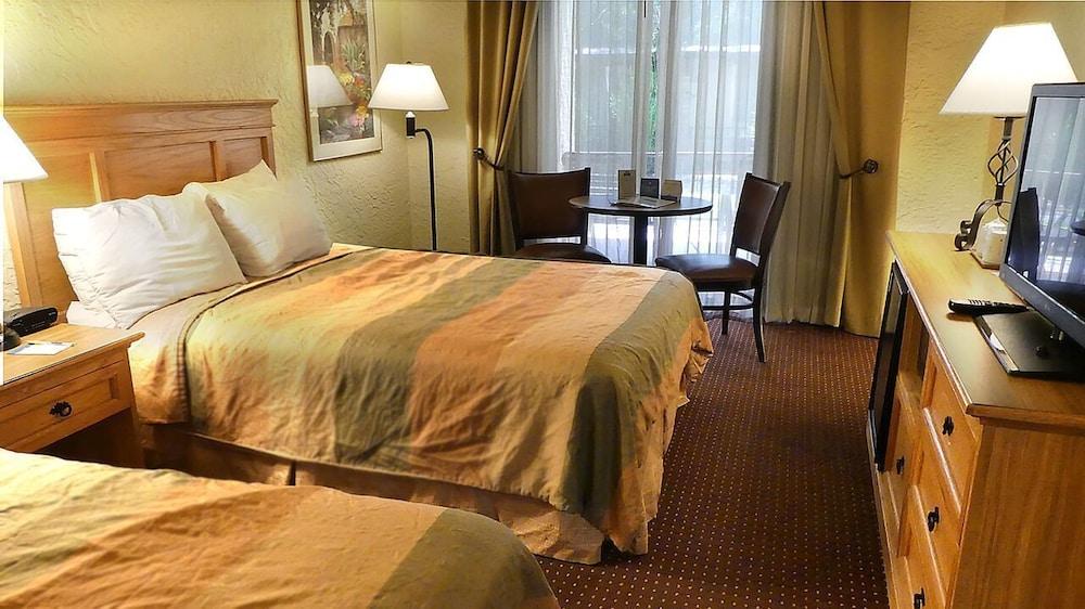 Pima Inn Suites at Talking Stick photo 3