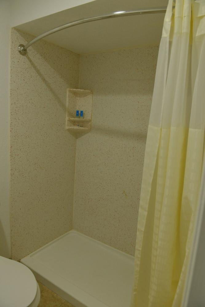 Rodeway Inn & Suites Winter Haven Chain Of Lakes photo 35