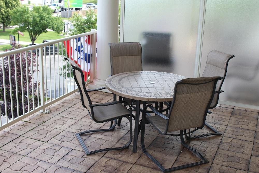 Riverwalk Place Resort & Spa photo 79