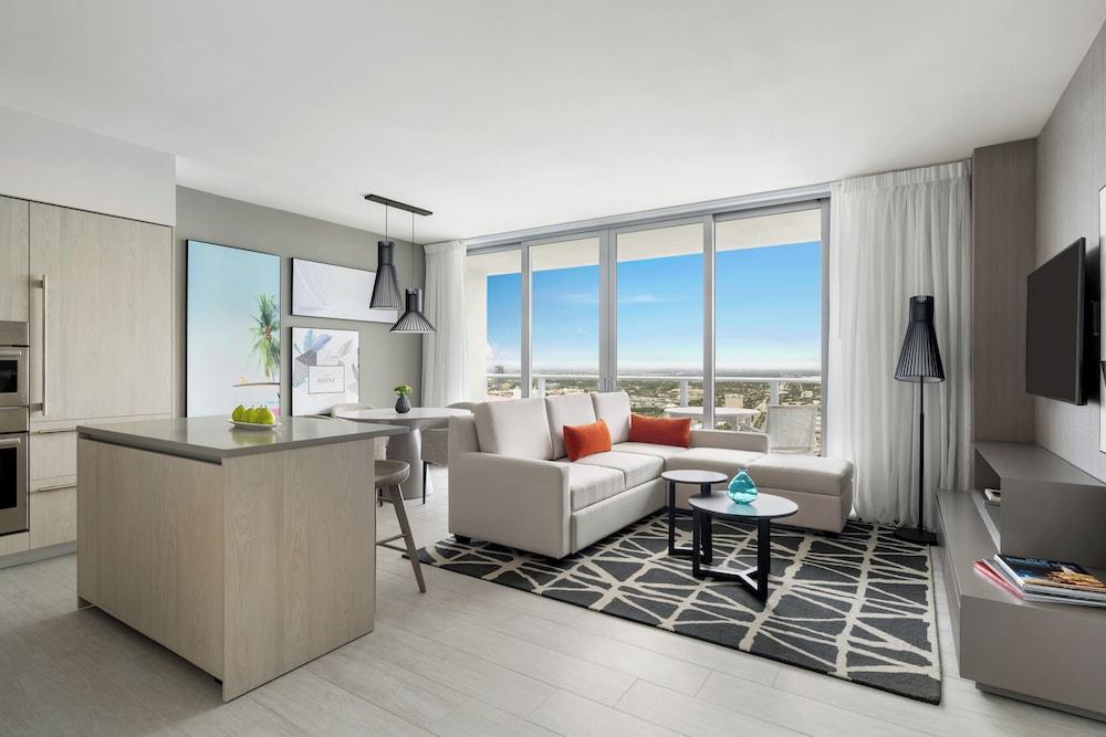 Hyde Beach House photo 27