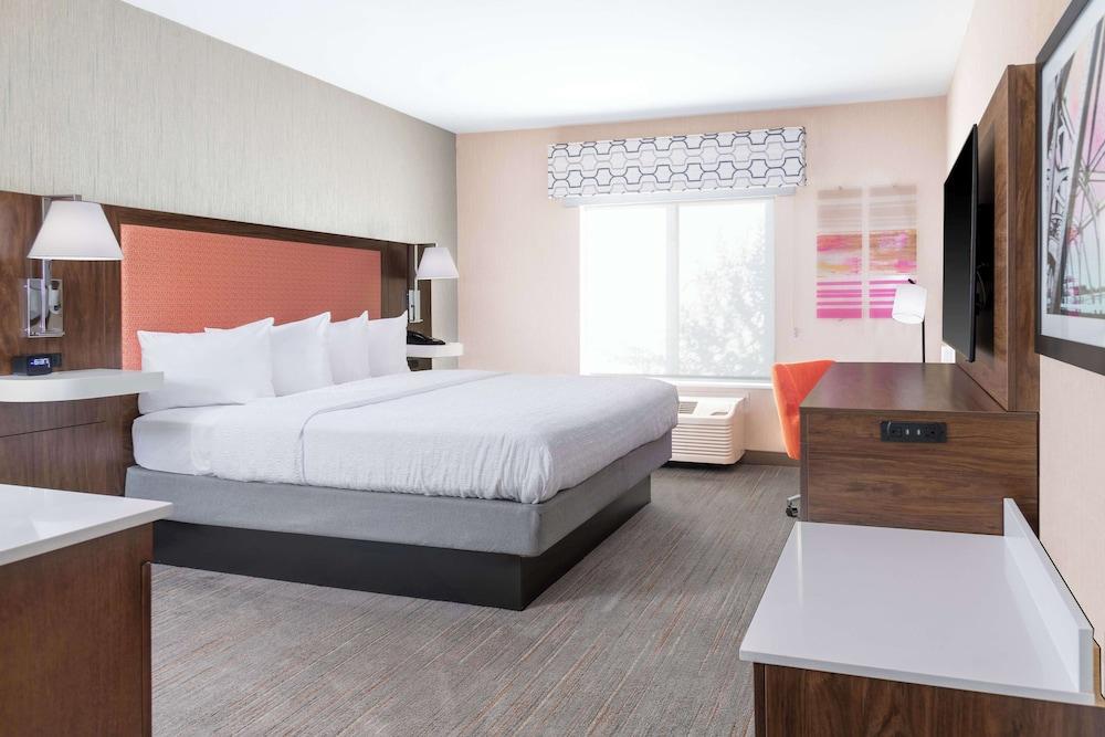 Hampton Inn & Suites Sacramento-Cal Expo photo 18