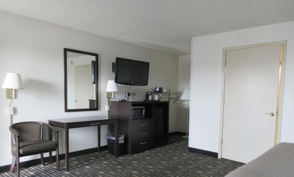 Fiddler's Inn photo 29