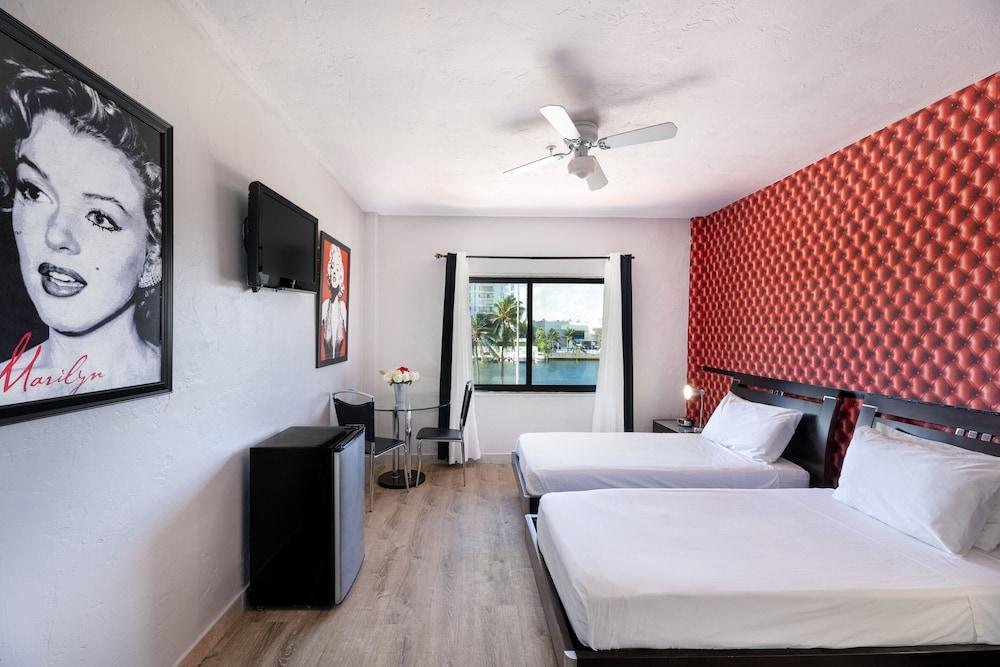 Notebook Miami Beach photo 19