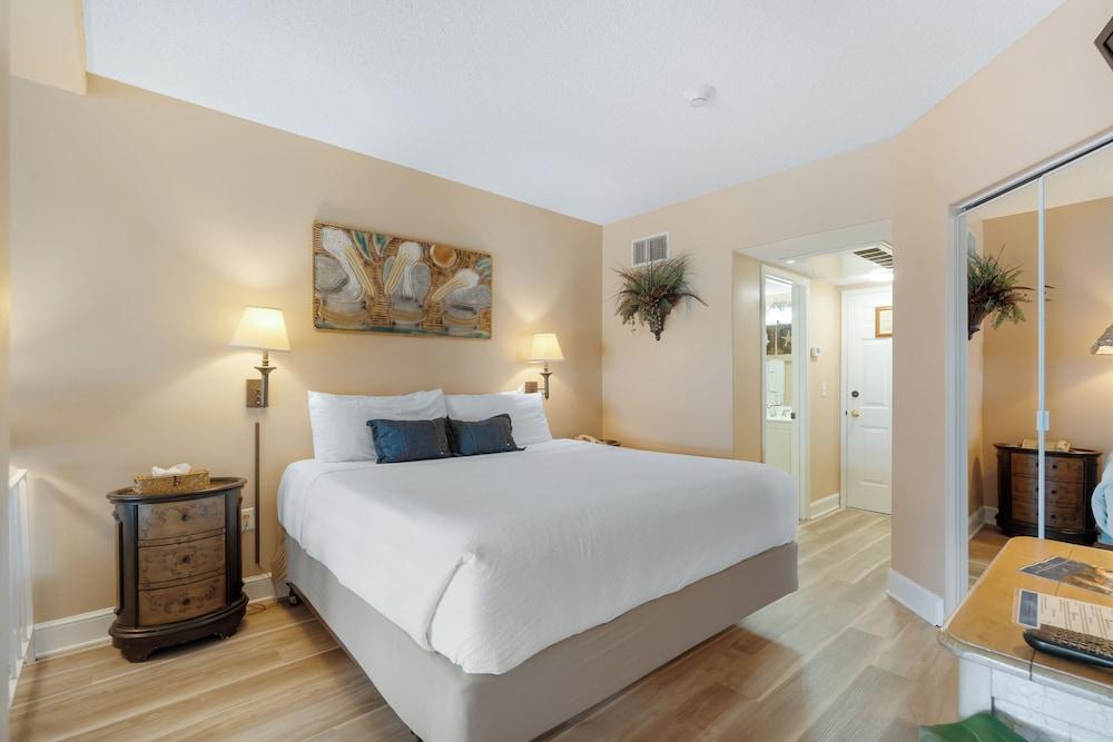 Inn at Camachee Harbor by Coolvacay photo 29