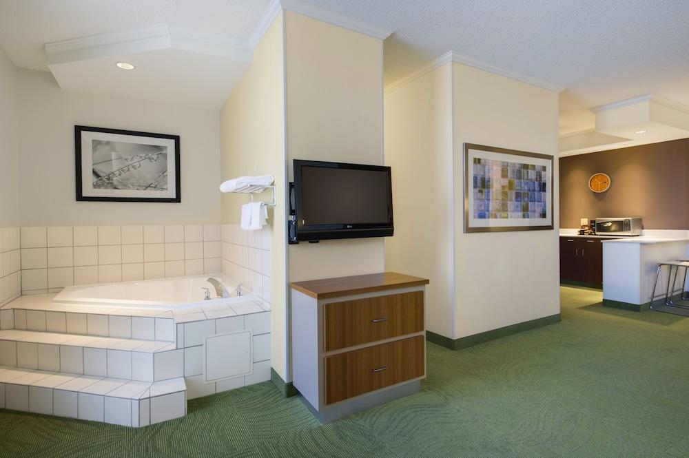 Springhill Suites by Marriott Lawrence photo 54