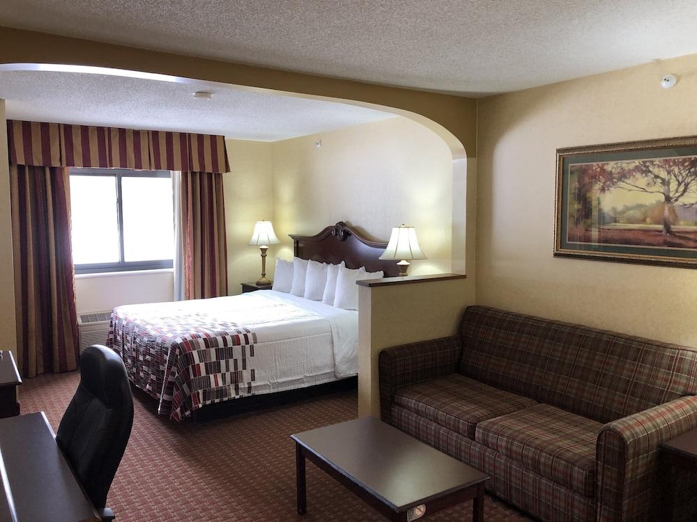 Red Roof Inn & Suites Chestertown photo 4