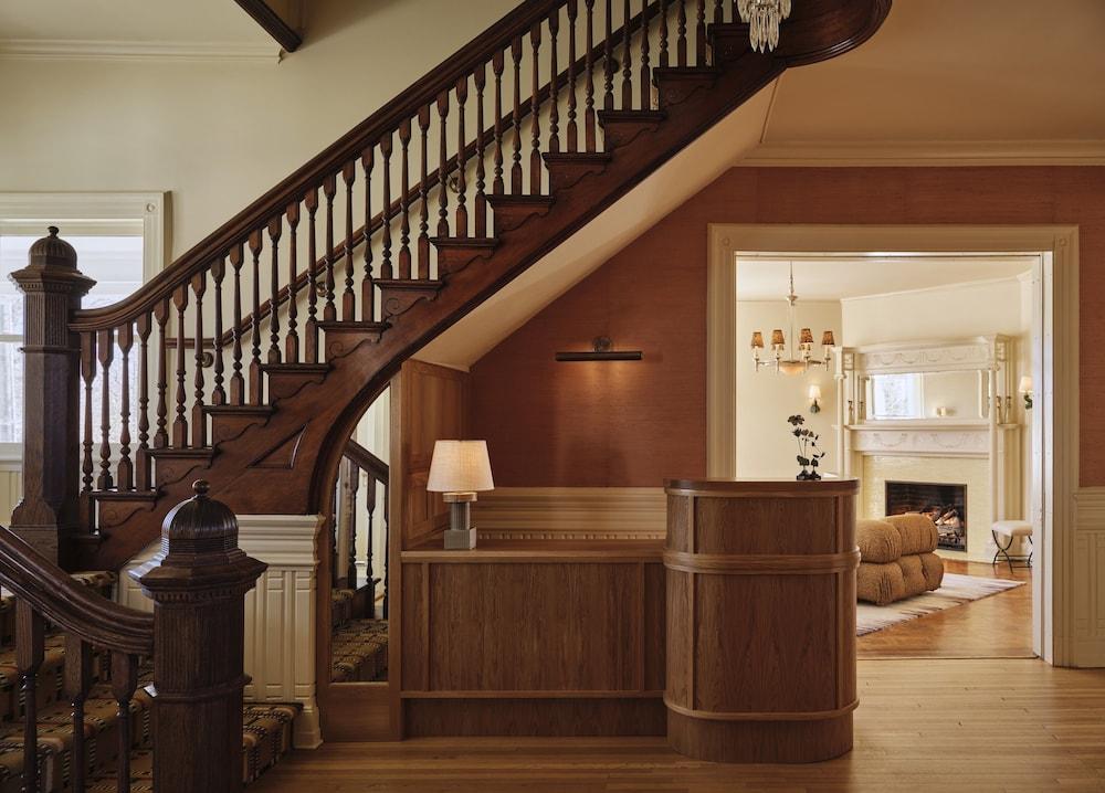 Belden House & Mews photo 1