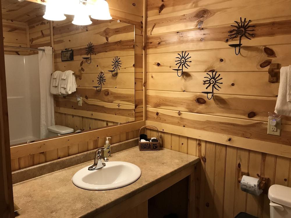 Nacoochee Valley Lodge photo 89