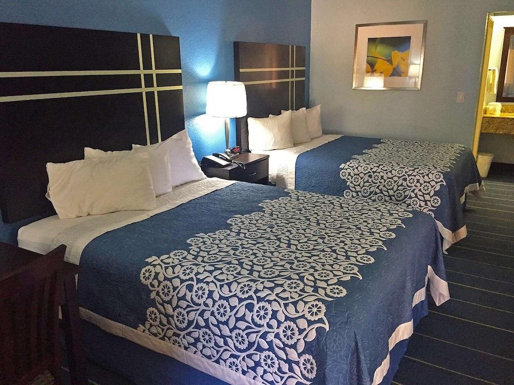 Americas Best Value Inn Bishop Kingsville photo 12