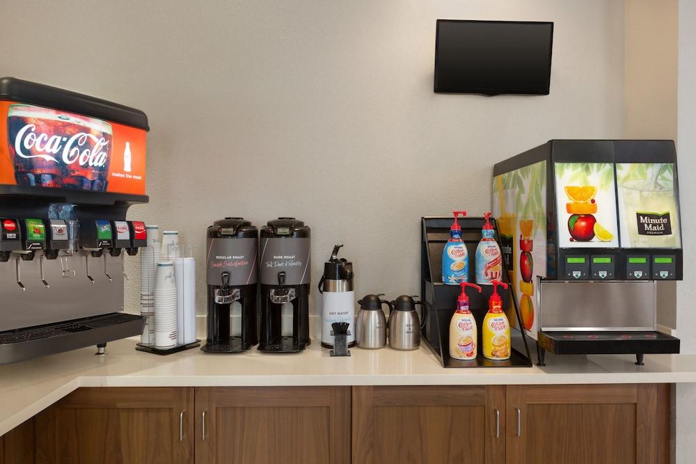 Staybridge Suites Tampa East - Brandon by IHG photo 13