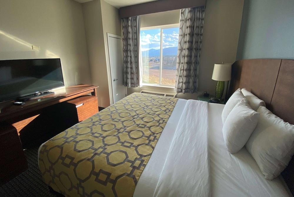 Baymont by Wyndham Colorado Springs photo 20