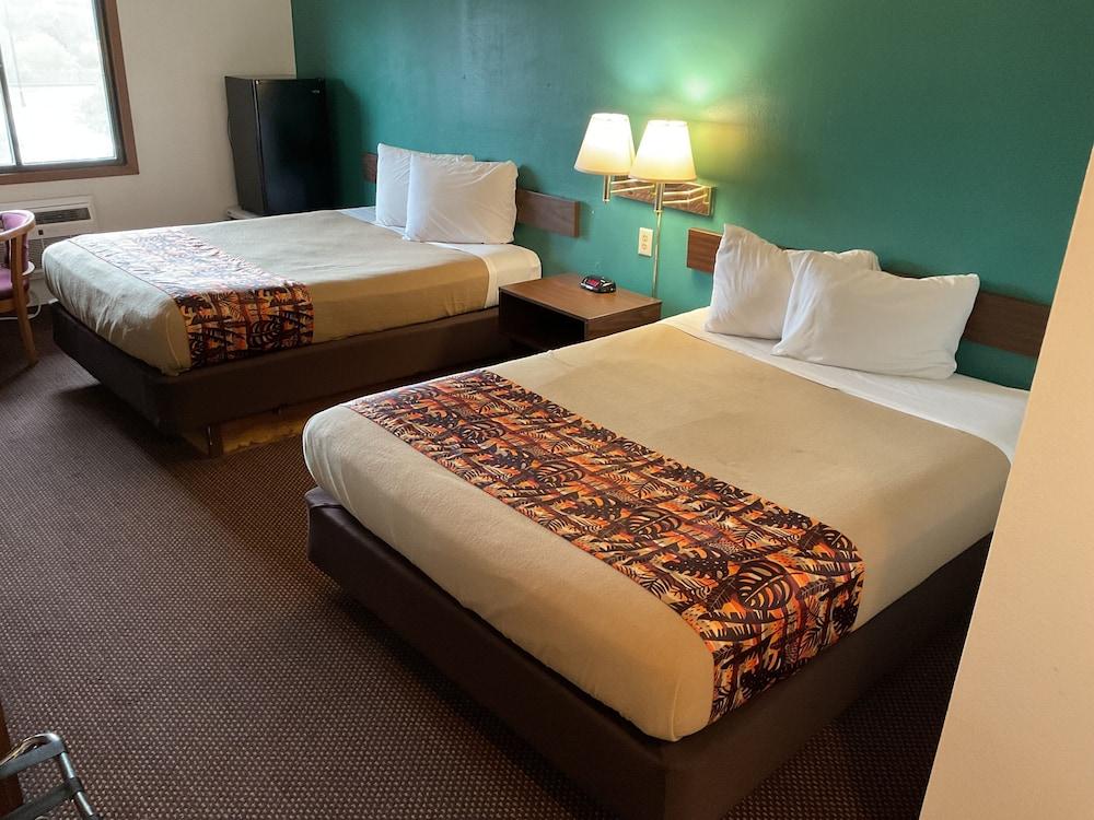 Budget Host Inn Buffalo photo 19