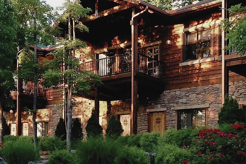 Stonewater Cove photo 9