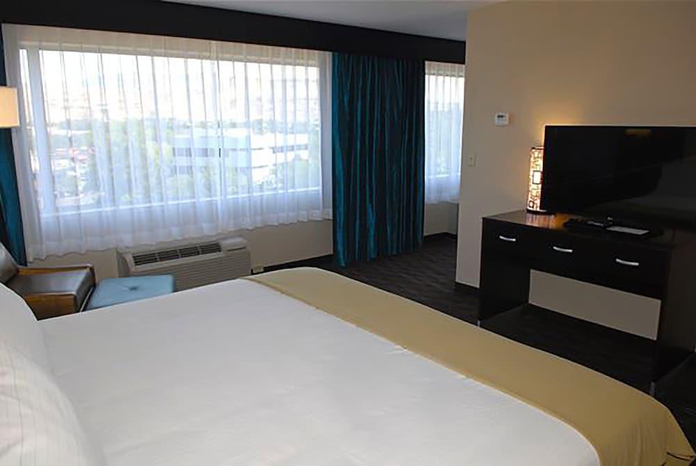 Holiday Inn Express Boise - University Area by IHG photo 47