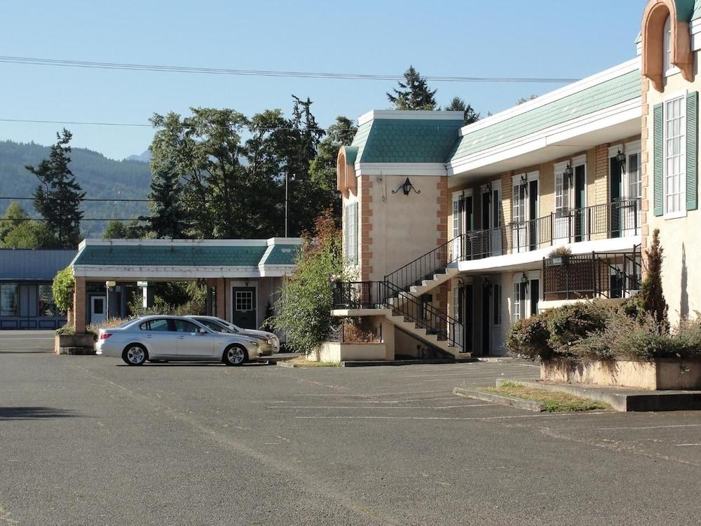 Sequim West Inn photo 5