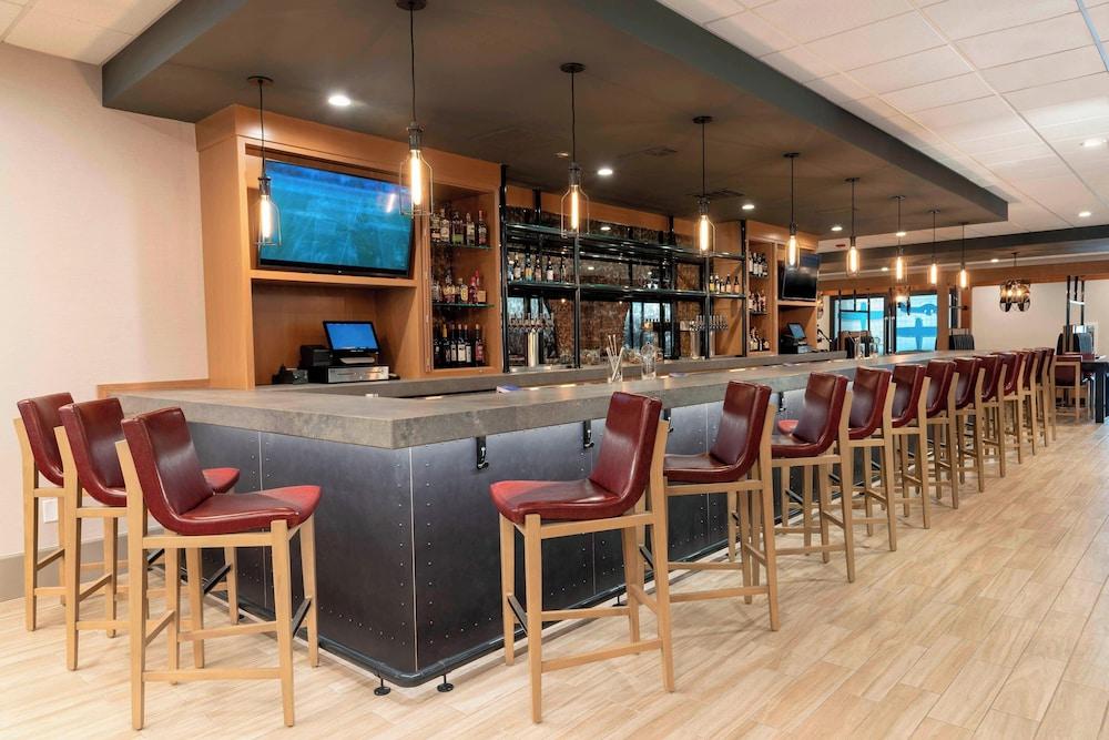 Delta Hotels by Marriott Kalamazoo Conference Center photo 36