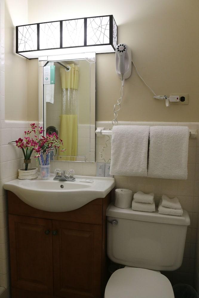Atlas Motor Lodge photo 11