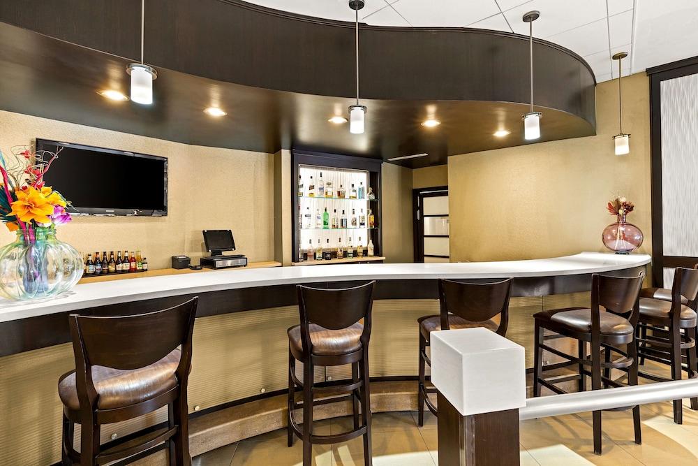 Sonesta Essential Indianapolis Airport photo 18