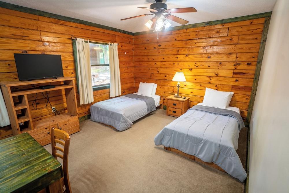 Fishtale Lodge photo 60