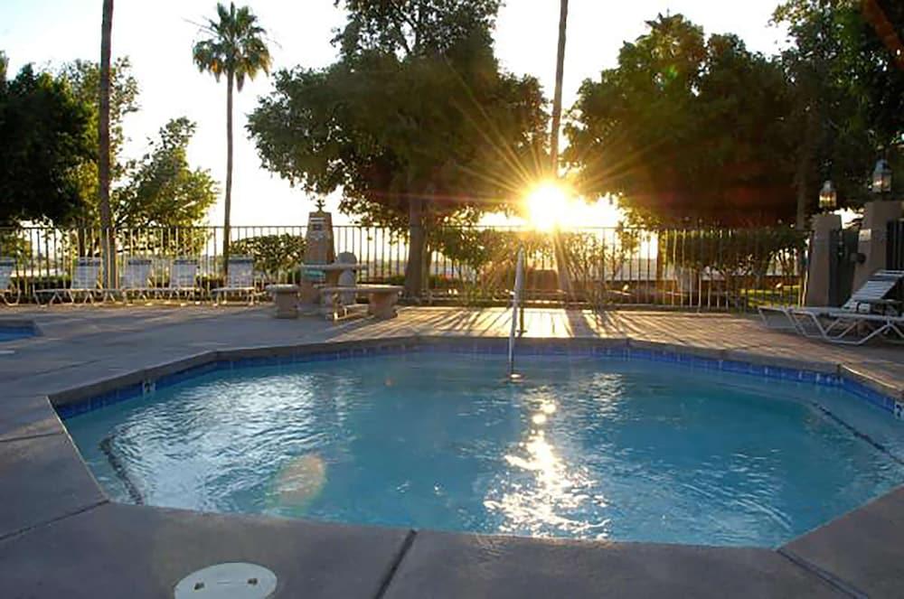 Shilo Inn Hotel & Suites - Yuma photo 14