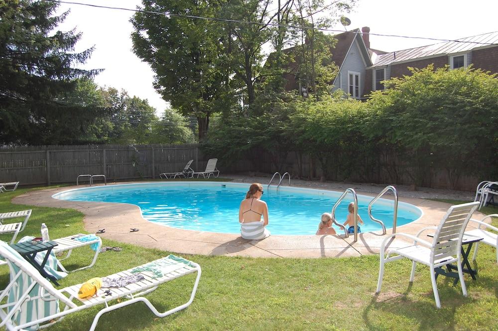 Cranmore Inn photo 92