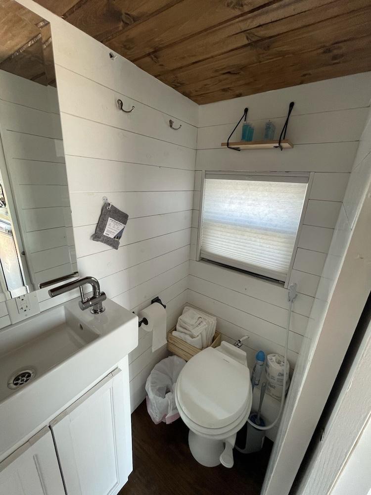 Trail and Hitch Tiny Home Hotel and RV photo 76