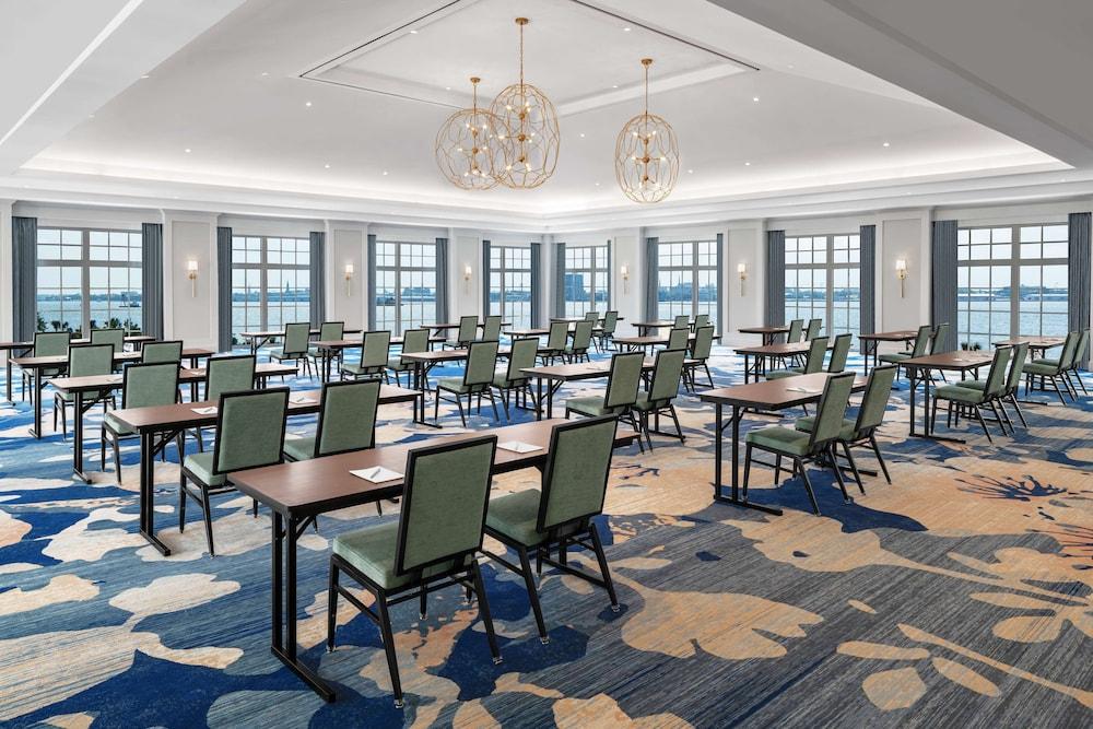 Embassy Suites by Hilton Charleston Harbor Mt. Pleasant photo 28
