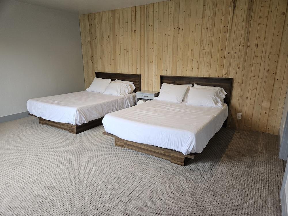 The Black Forest Lodge photo 26
