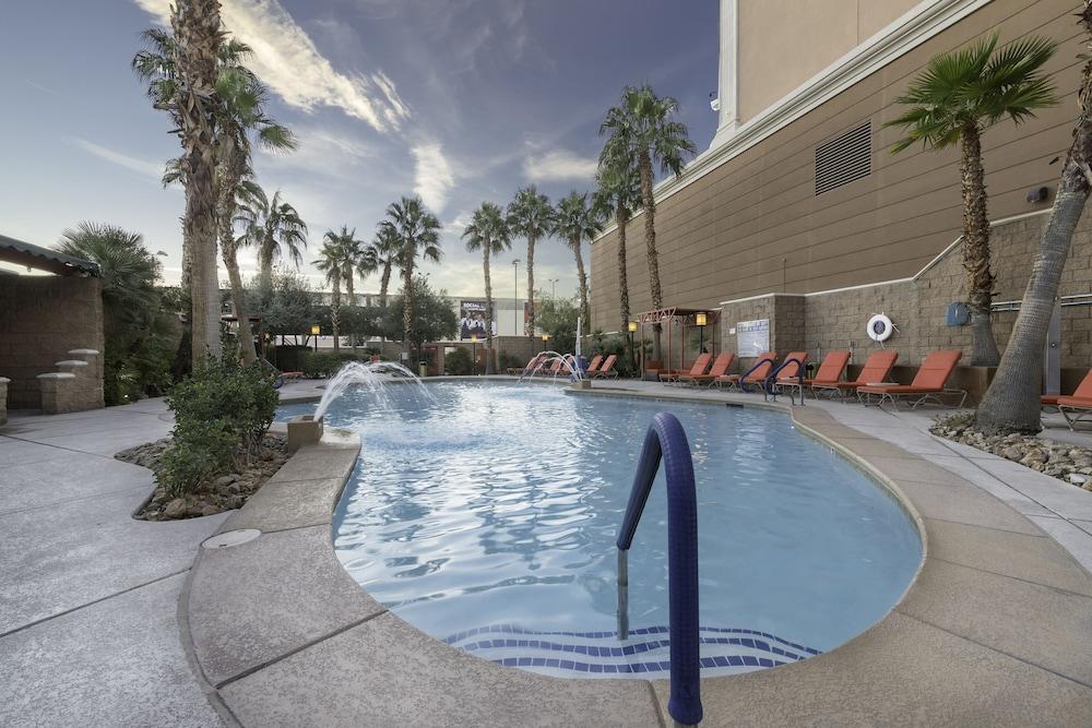 Sam's Town Hotel & Gambling Hall photo 16