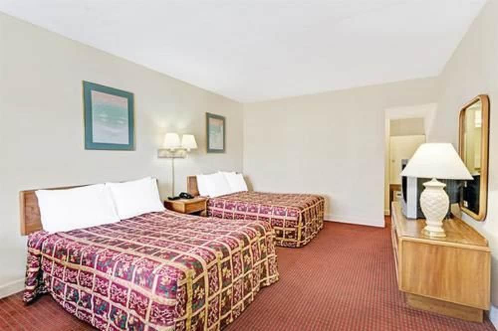 Capt. John Smith Inn photo 12