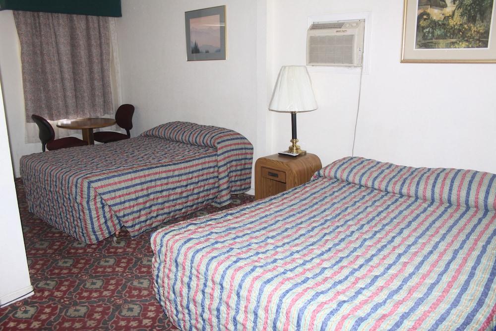 Riverside Motel photo 28