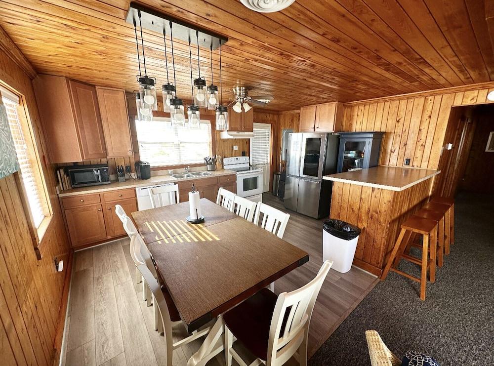 SandSpur Ocean Cottages photo 69