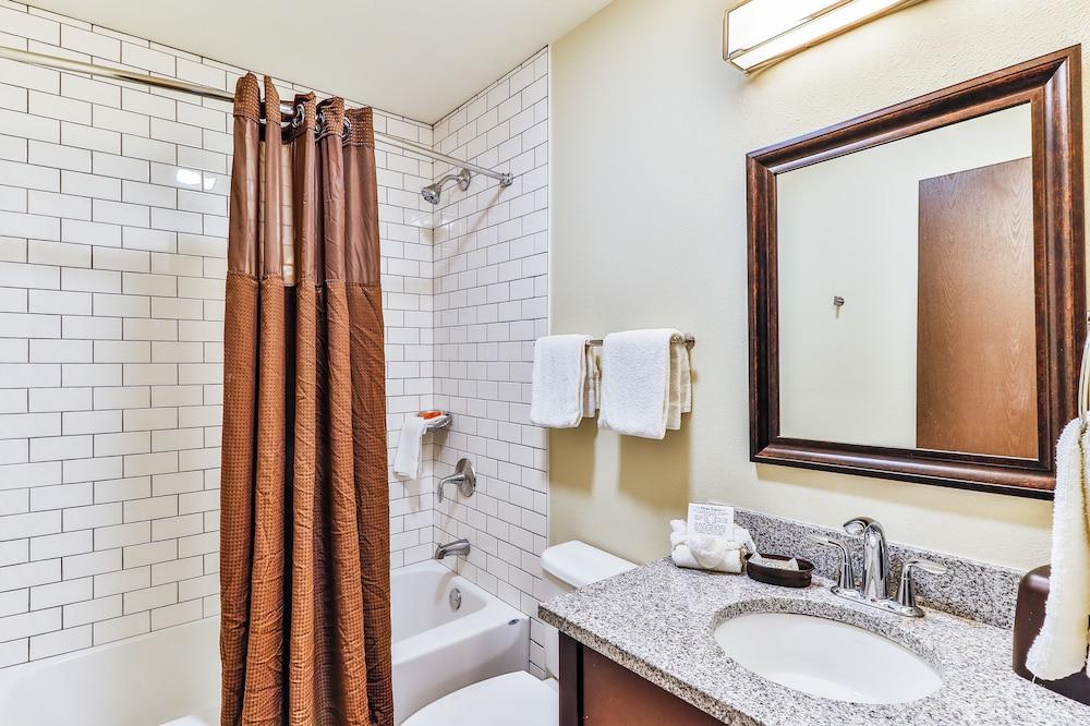 Polynesian Hotel & Suites Wisconsin Dells/Lake Delton photo 49
