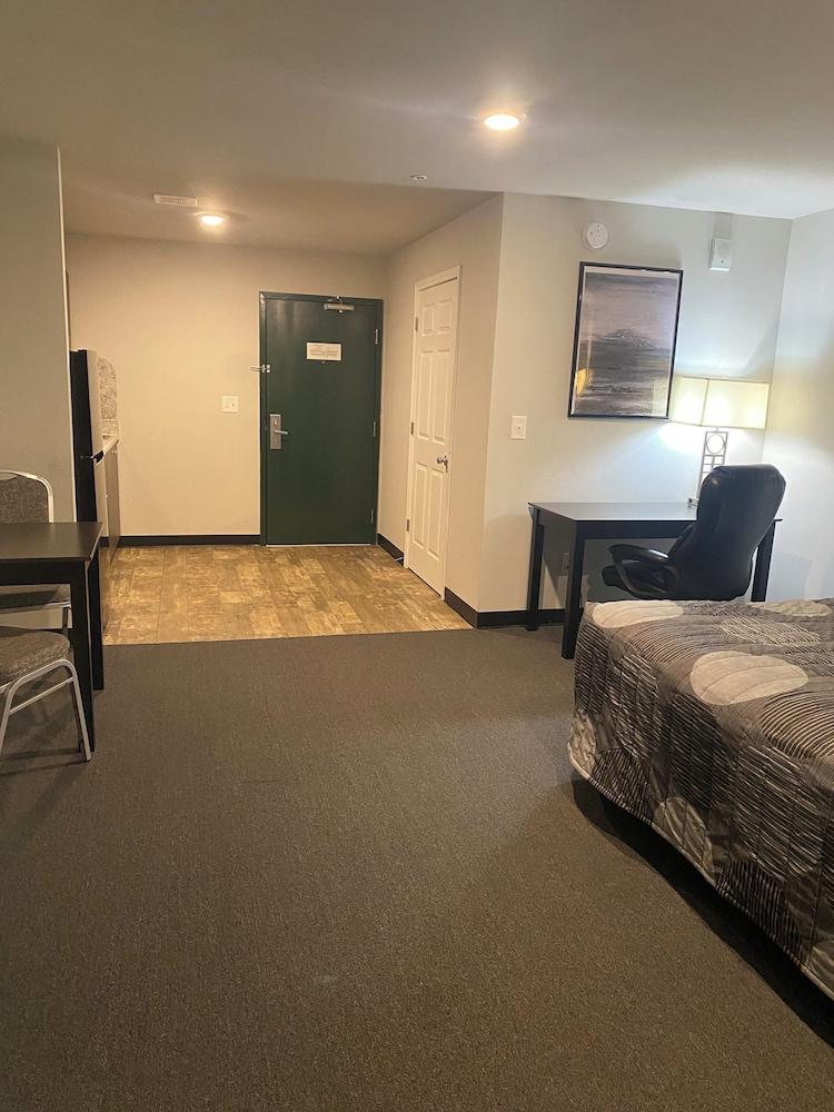 WoodSpring Suites Atlanta Airport photo 10