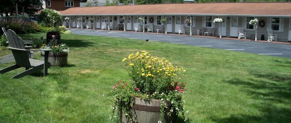 Alpine Village Inn photo 1