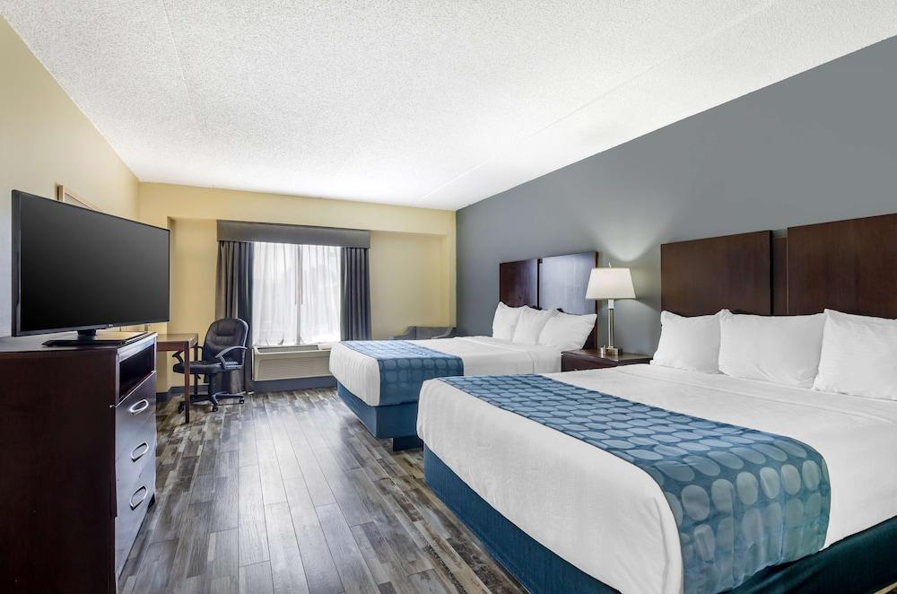 Best Western Plus Waynesboro Inn & Suites Conference Center photo 28