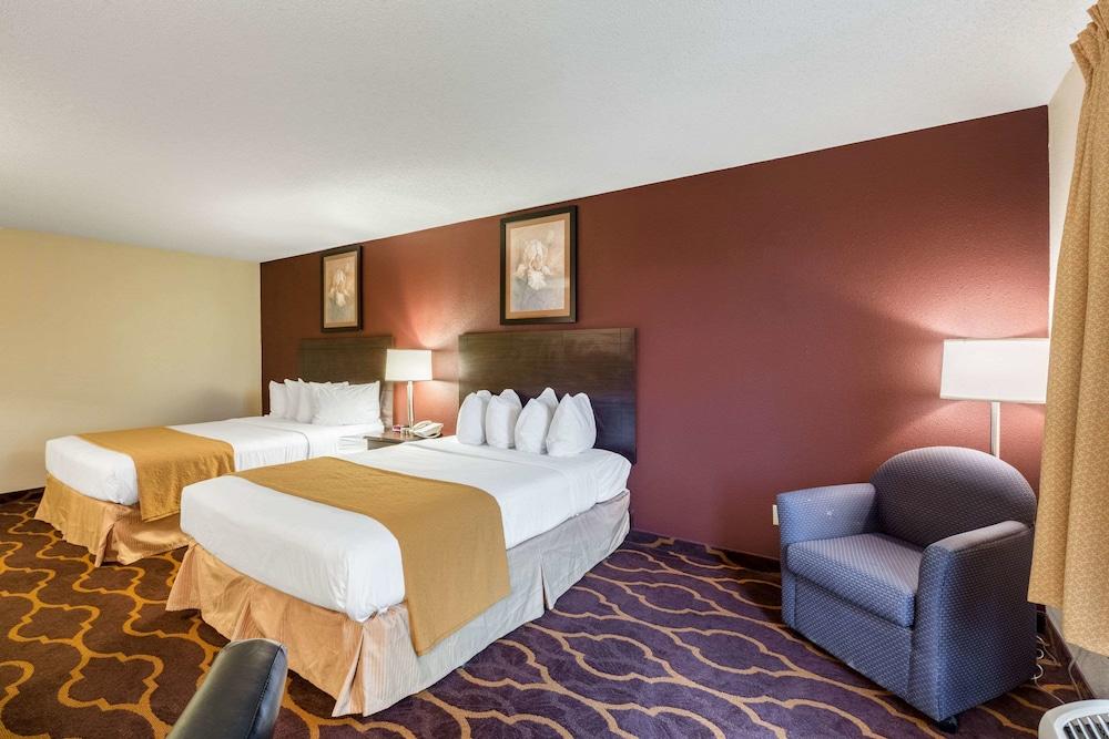 Quality Inn Kearney South photo 5