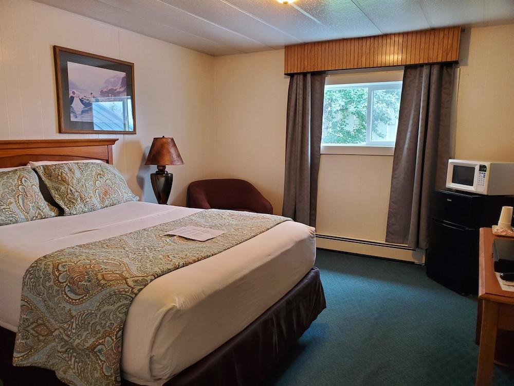 Delta Accommodations-Alaska Country Inn photo 6