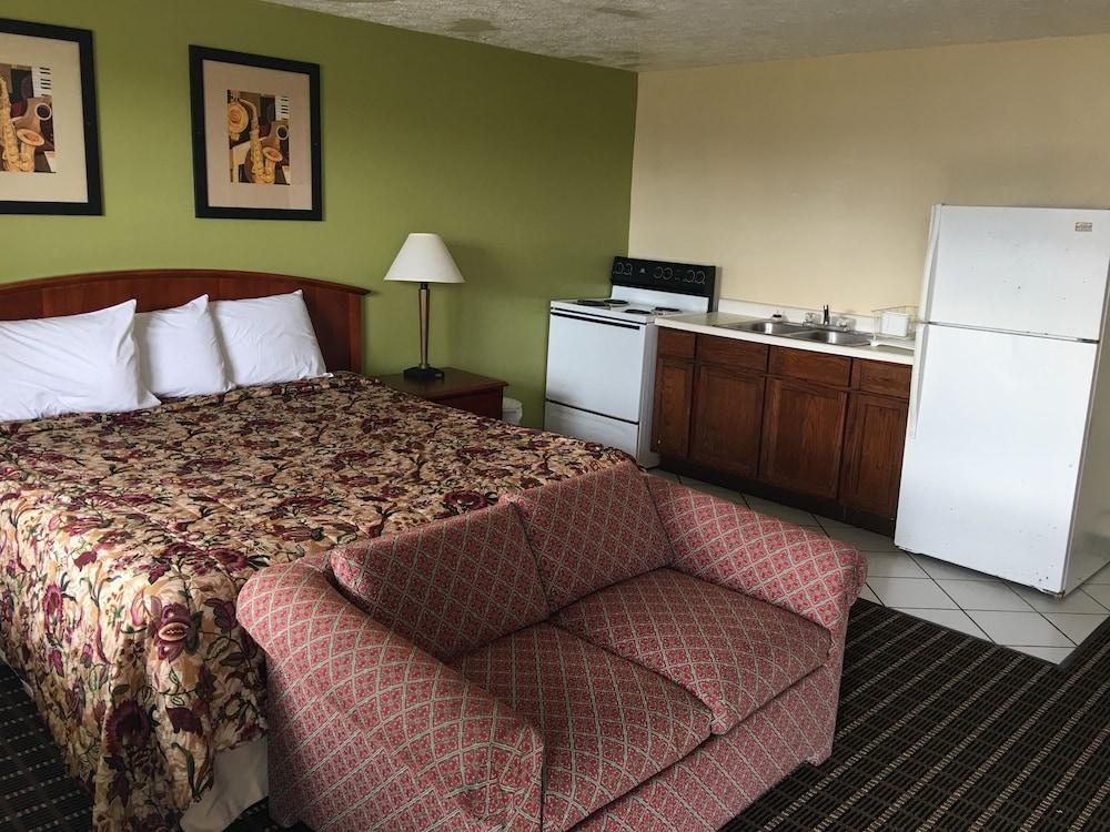 Kentland Motel photo 3