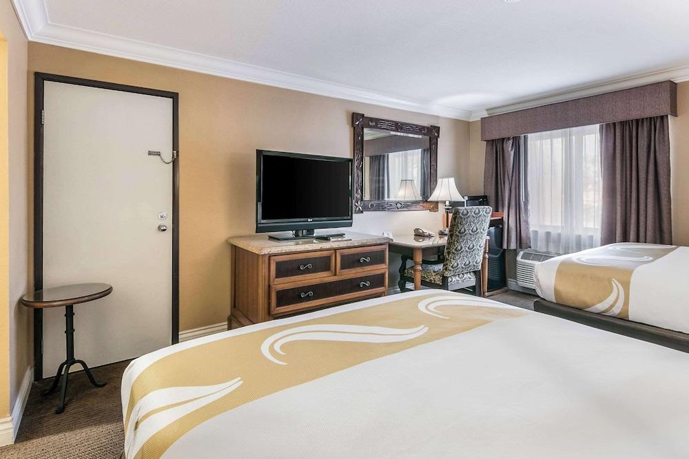 Quality Inn & Suites photo 27