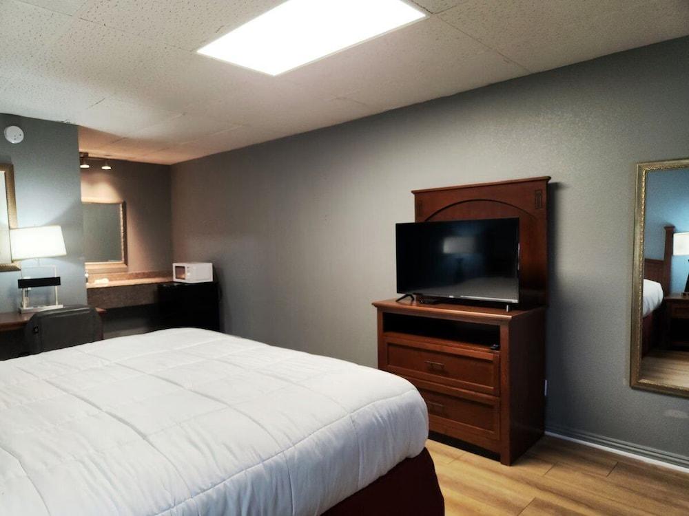 Executive Inn By OYO Queenville Mena photo 8