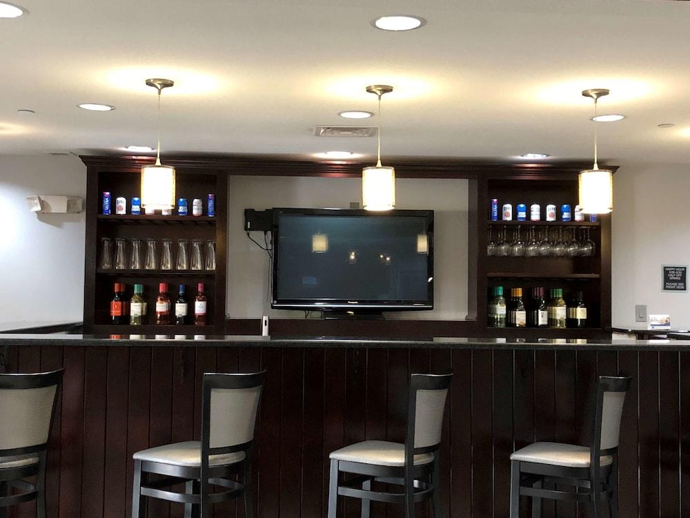 Best Western Plus Goodman Inn & Suites photo 3