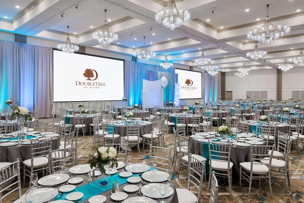 President Abraham Lincoln Springfield - DoubleTree by Hilton photo 52